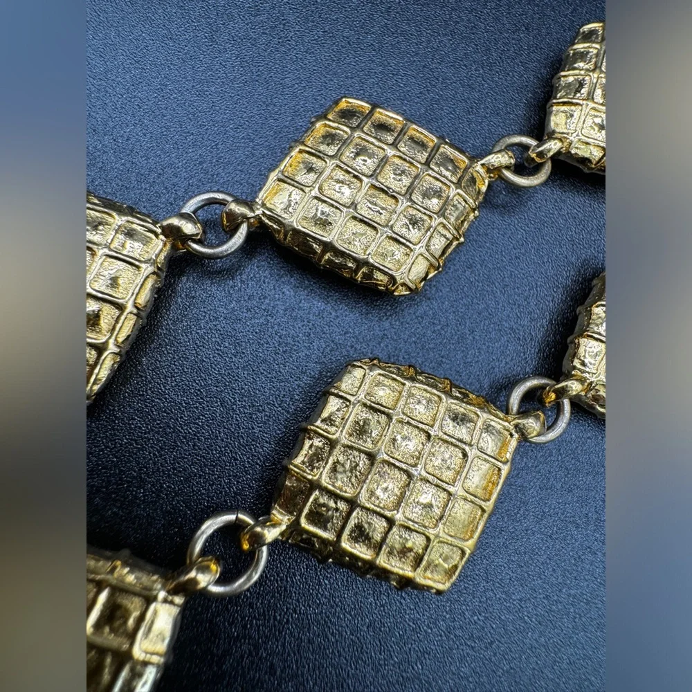 LOT 1455 24K gold plated CHANEL vintage bracelet